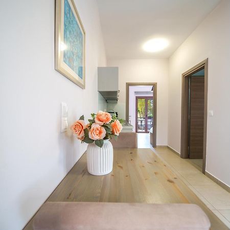 Dimitra & Deslina Luxury Αpartments Georgioupoli Exterior foto